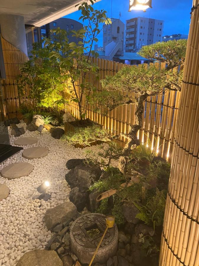 東瀛stays 6階 ゆったり庭付きワンフロア部屋 أوساكا المظهر الخارجي الصورة